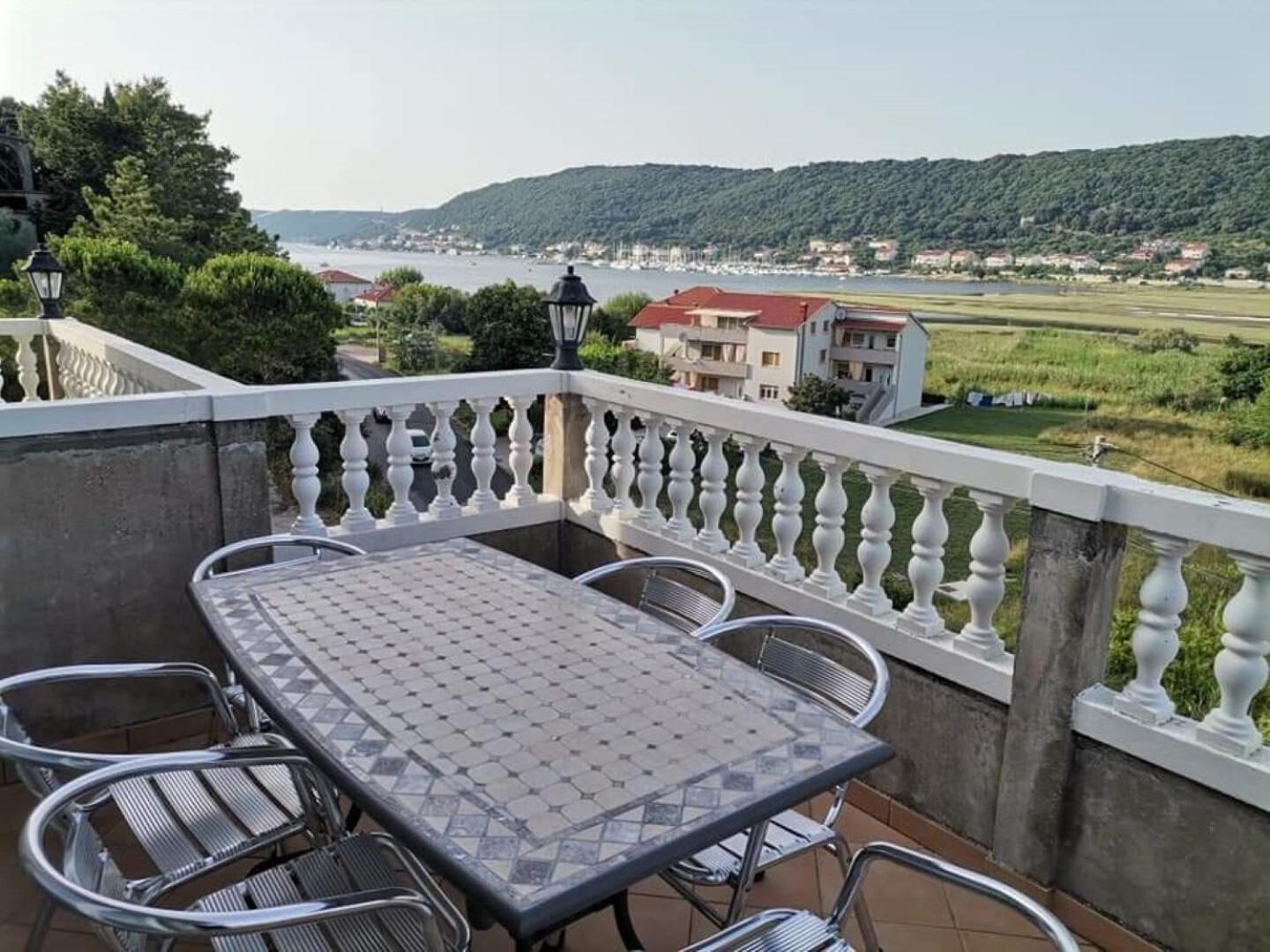 Apartments Mig - With Beautiful Garden Supetarska Draga Exteriör bild
